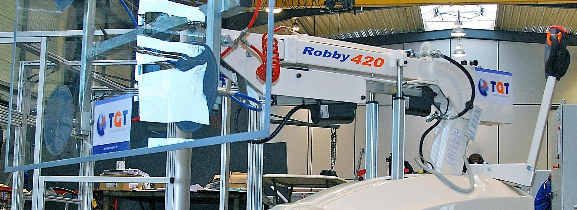 Robby-420-b.jpg